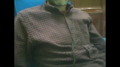 Snapshot of ojosverdess30 chatting on December 30, 3:35 pm ojosverdess30 online show from December 30, 3:35 pm