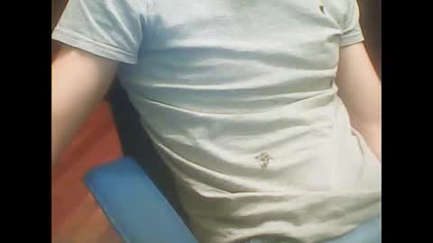 Snapshot of ojosverdess30 chatting on December 15, 9:19 pm ojosverdess30 online show from December 15, 9:19 pm