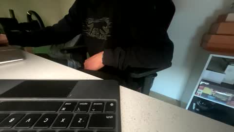 ok0987654321 online show from December 4, 8:12 am