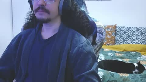 okako online show from April 9, 8:09 am