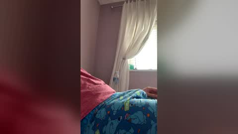 Snapshot of okcacko83 chatting on May 21, 12:01 pm okcacko83 online show from May 21, 12:01 pm