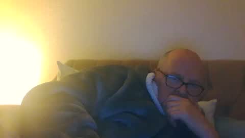 Snapshot of old_fkr chatting on December 3, 3:41 am old_fkr online show from December 3, 3:41 am