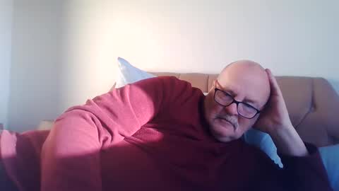 Snapshot of old_fkr chatting on January 10, 2:02 pm old_fkr online show from January 10, 2:02 pm