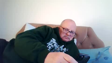 Snapshot of old_fkr chatting on January 14, 12:24 pm old_fkr online show from January 14, 12:24 pm