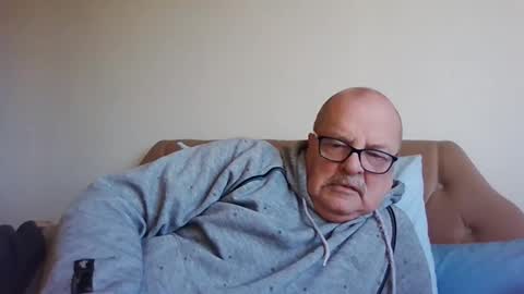 Snapshot of old_fkr chatting on January 25, 8:53 am old_fkr online show from January 25, 8:53 am