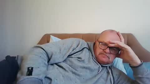 Snapshot of old_fkr chatting on January 25, 11:55 am old_fkr online show from January 25, 11:55 am