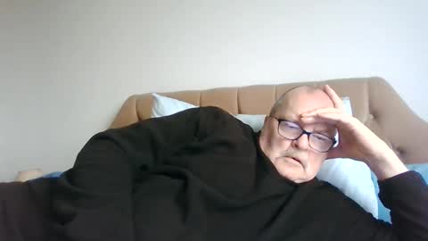 Snapshot of old_fkr chatting on February 10, 9:14 am old_fkr online show from February 10, 9:14 am