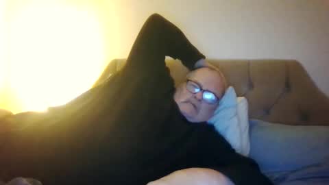 Snapshot of old_fkr chatting on February 21, 12:05 am old_fkr online show from February 21, 12:05 am