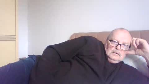 old_fkrr_ online show from February 2, 12:48 pm