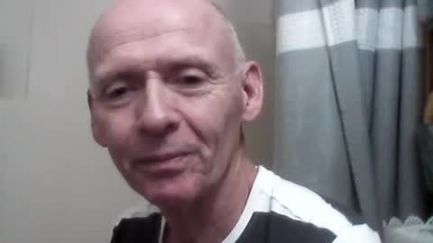 oldbuthorny62 online show from October 27, 1:42 am