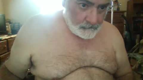 Snapshot of oldcockforyngladies chatting on December 12, 4:21 pm oldcockforyngladies online show from December 12, 4:21 pm