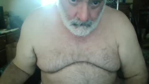 Snapshot of oldcockforyngladies chatting on December 15, 1:54 pm oldcockforyngladies online show from December 15, 1:54 pm