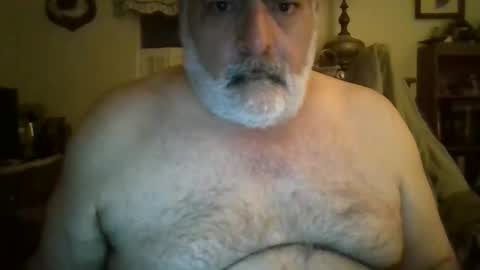 Snapshot of oldcockforyngladies chatting on December 22, 11:11 am oldcockforyngladies online show from December 22, 11:11 am