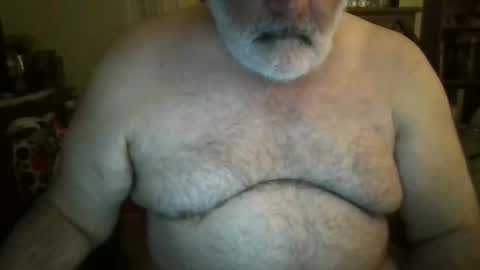 Snapshot of oldcockforyngladies chatting on January 18, 10:39 am oldcockforyngladies online show from January 18, 10:39 am