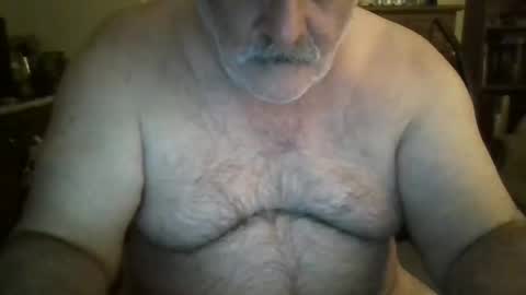 Snapshot of oldcockforyngladies chatting on February 6, 2:55 am oldcockforyngladies online show from February 6, 2:55 am