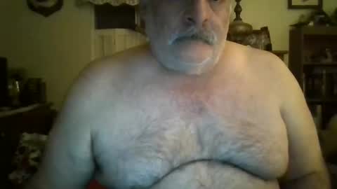 Snapshot of oldcockforyngladies chatting on February 18, 9:21 am oldcockforyngladies online show from February 18, 9:21 am