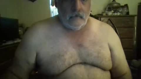 Snapshot of oldcockforyngladies chatting on September 27, 11:15 am oldcockforyngladies online show from September 27, 11:15 am