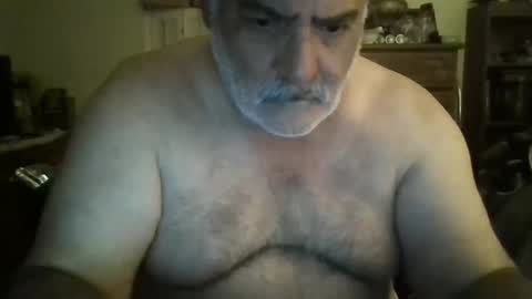 Snapshot of oldcockforyngladies chatting on October 14, 8:48 am oldcockforyngladies online show from October 14, 8:48 am