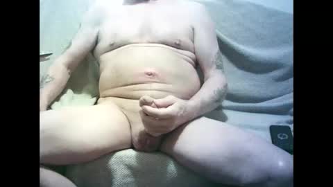 Snapshot of oldercock1411 chatting on February 27, 6:46 am oldercock1411 online show from February 27, 6:46 am