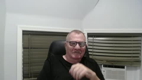 oldguybigd online show from September 21, 5:53 am