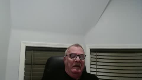 oldguybigd online show from October 3, 6:10 am
