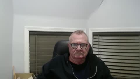 oldguybigd online show from October 22, 6:24 am