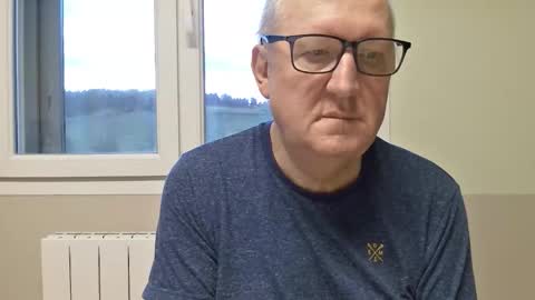 Oldman070707 online show from May 12, 6:49 pm