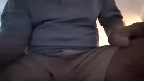 Snapshot of oldsubman chatting on October 8, 11:41 am oldsubman online show from October 8, 11:41 am