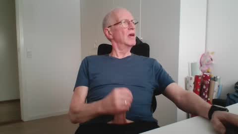 oldth online show from February 17, 11:50 am