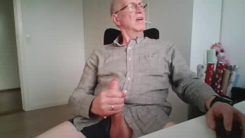 oldth online show from March 4, 7:14 am