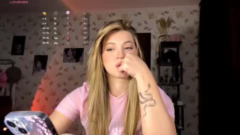 Kem online show from November 8, 3:56 pm