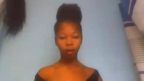 olgaah online show from July 31, 3:00 pm