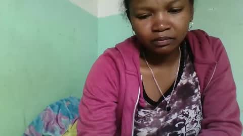 Snapshot of olgaaldy chatting on October 22, 8:08 pm olgaaldy online show from October 22, 8:08 pm