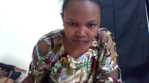 Snapshot of olgaaldy chatting on June 14, 4:31 pm olgaaldy online show from June 14, 4:31 pm