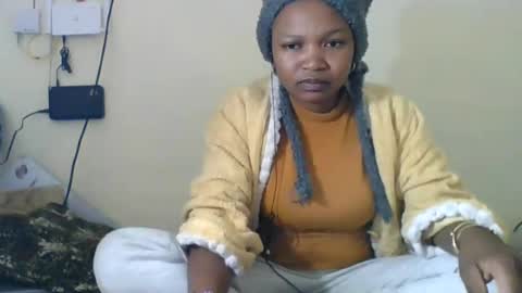 olgamariah203875 online show from July 4, 3:07 pm