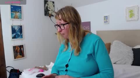 Olga Pavlova online show from January 7, 1:57 pm