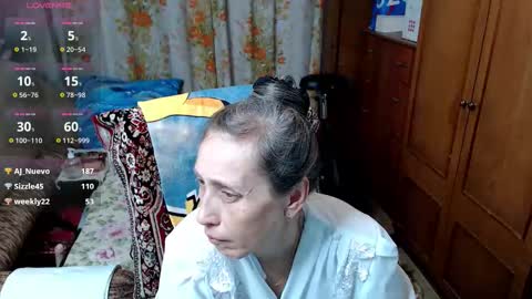 Olguscha online show from October 25, 11:40 am