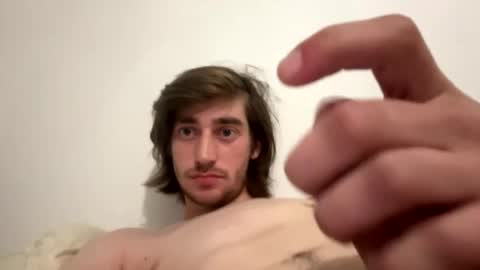 Snapshot of oliboy34 chatting on November 16, 6:52 am oliboy34 online show from November 16, 6:52 am