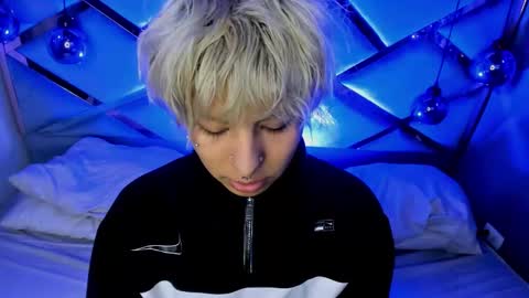 oliiverr22 online show from January 12, 11:26 am