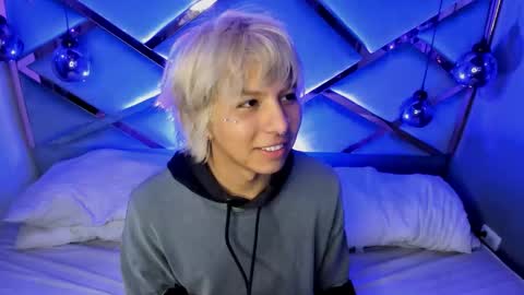 oliiverr22 online show from January 14, 11:16 am