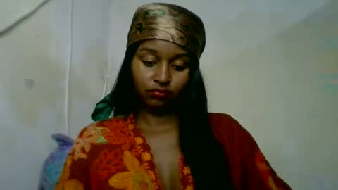 Snapshot of olinah610 chatting on June 28, 11:16 am olinah610 online show from June 28, 11:16 am