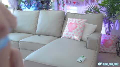 Olive online show from January 19, 6:00 pm