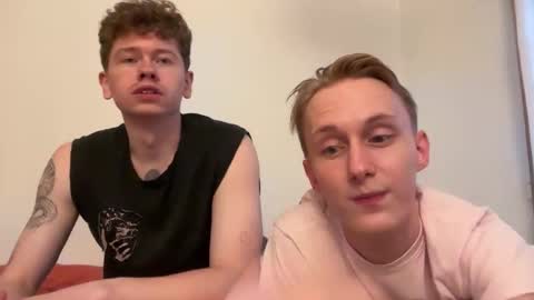 Oliver and Thomas online show from September 29, 6:02 pm