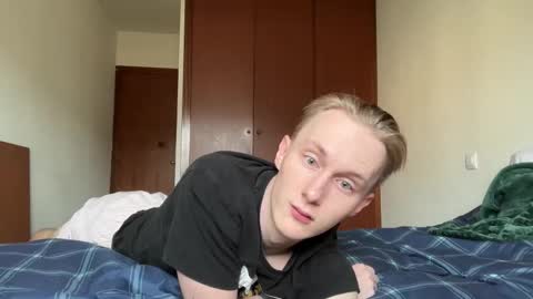 Oliver and Thomas online show from November 23, 10:15 am