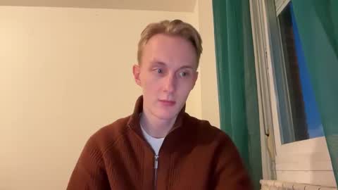 Oliver and Thomas online show from December 2, 5:19 pm