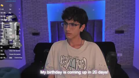 Snapshot of oliver_fast_ chatting on January 21, 10:08 am Oliver fast online show from January 21, 10:08 am