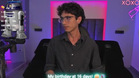 Snapshot of oliver_fast_ chatting on February 1, 7:05 am Oliver fast online show from February 1, 7:05 am