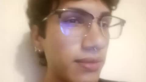 Snapshot of oliver_fast_ chatting on February 22, 5:02 am Oliver fast online show from February 22, 5:02 am