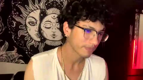 Snapshot of oliver_fast_ chatting on September 25, 5:55 am Oliver fast online show from September 25, 5:55 am