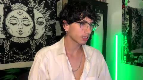 Snapshot of oliver_fast_ chatting on October 13, 7:52 am Oliver fast online show from October 13, 7:52 am